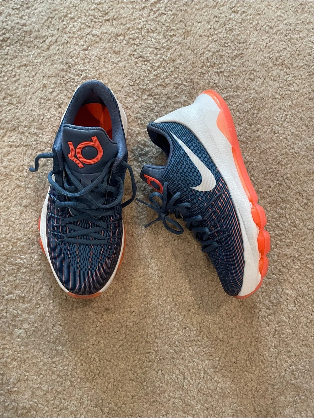 Nike breathable knit